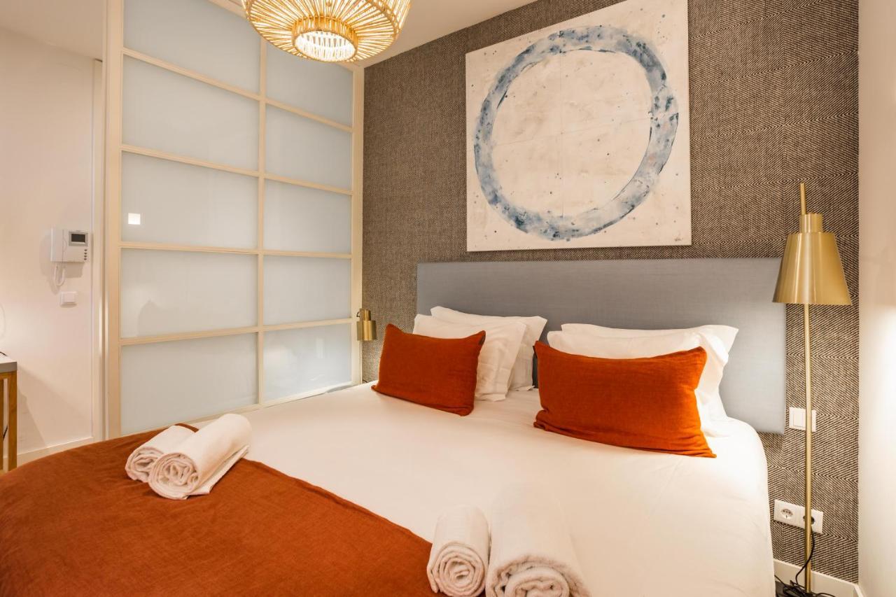 Chic Tailor Made Flat In Chiado Apartment ลิสบอน ภายนอก รูปภาพ